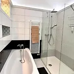 Luxury Flat Near To Parliament *