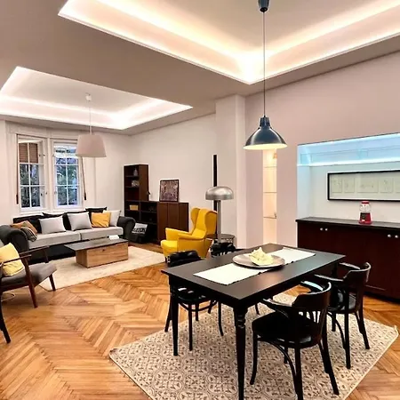 Luxury Flat Near To Parliament Apartment Budapest