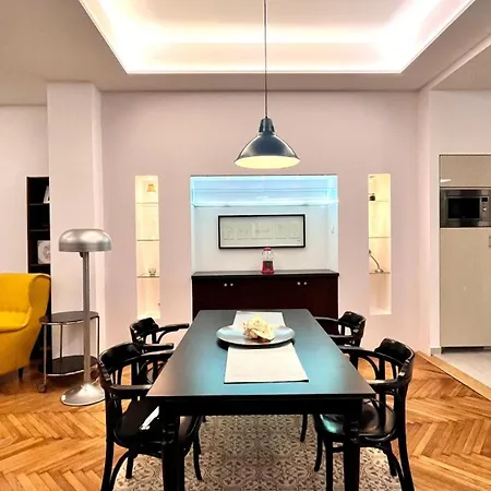 Luxury Flat Near To Parliament Apartment *