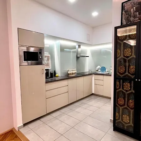 Apartment Luxury Flat Near To Parliament *
