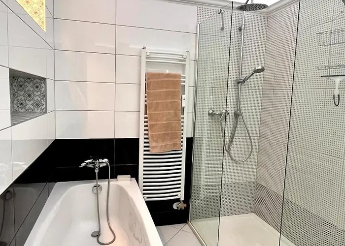 Luxury Flat Near To Parliament *